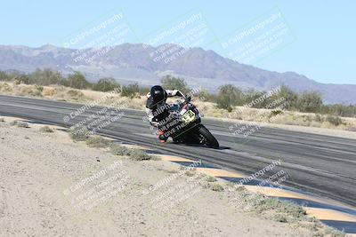 media/Dec-04-2025-Racers Edge (Thu) [[5ebc9f124d]]/3-B Group/3-Session 2 (Turn 7 Inside)/